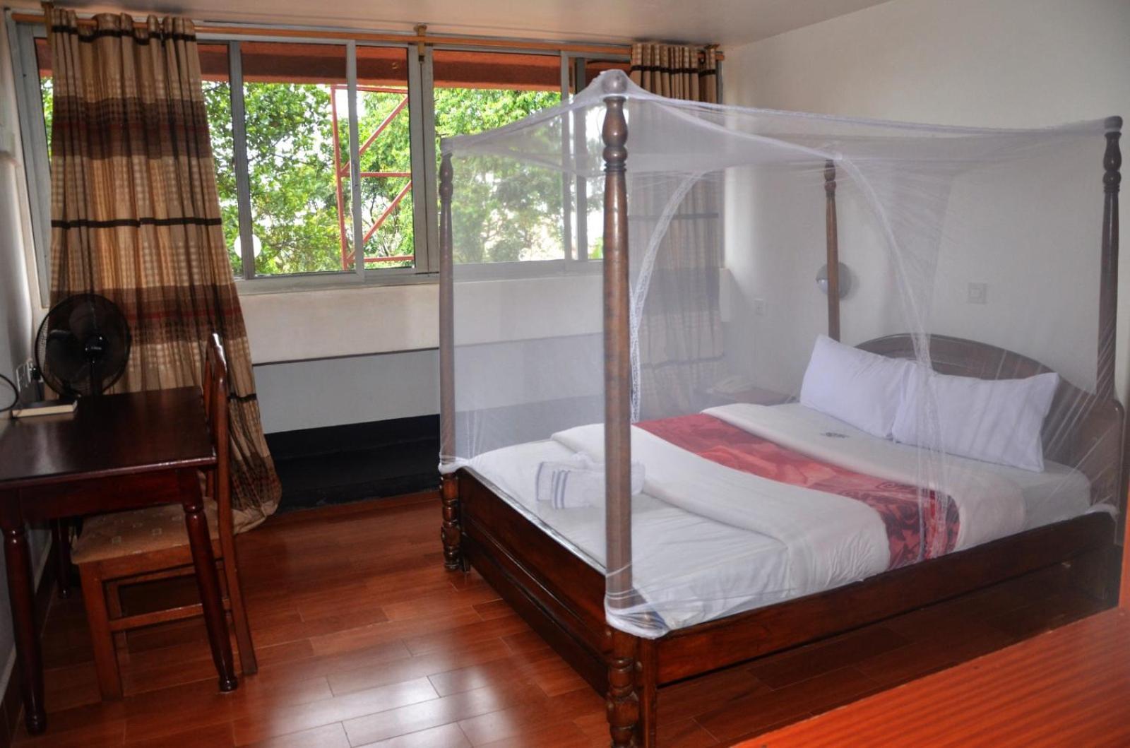 Entebbe Flights Motel 外观 照片