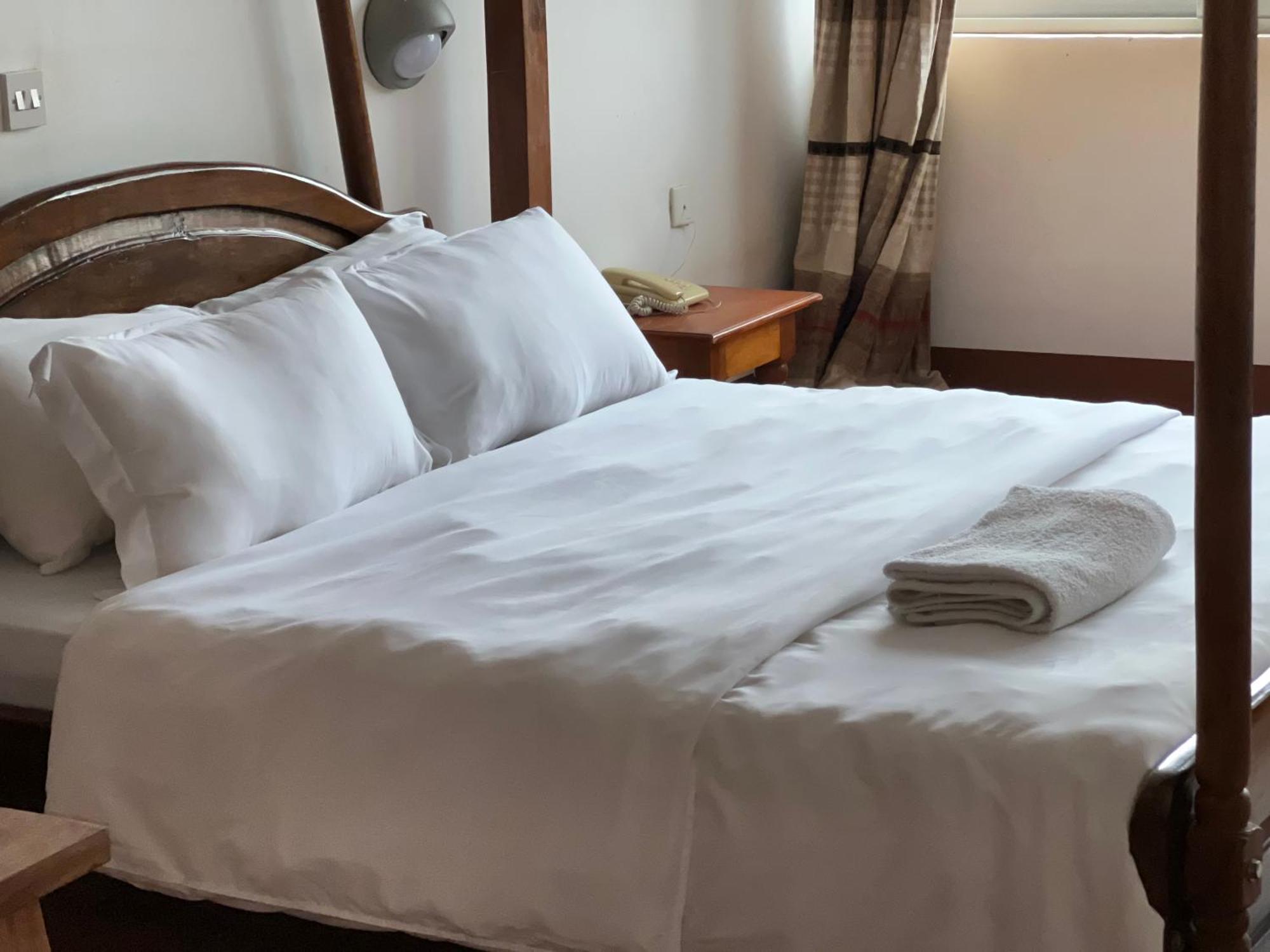 Entebbe Flights Motel 外观 照片