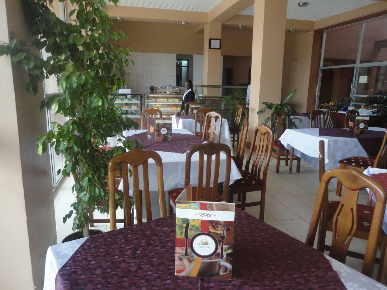 Entebbe Flights Motel 外观 照片