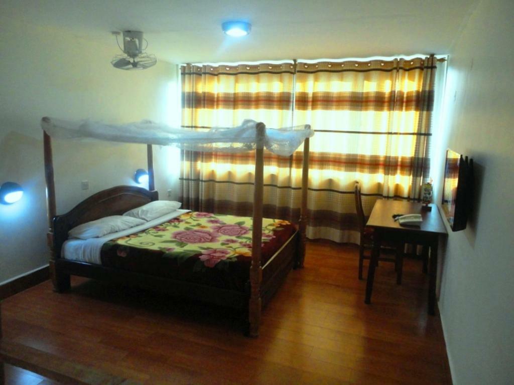 Entebbe Flights Motel 外观 照片